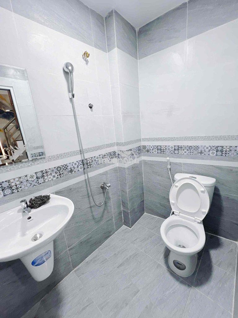 Nhà đẹp q4 tphcm - Ảnh 4
