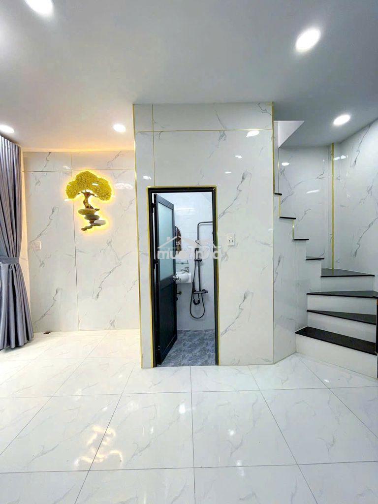 Bán nhà ngay khu dân cư ổn định- gần bệnh viện quận 12- .