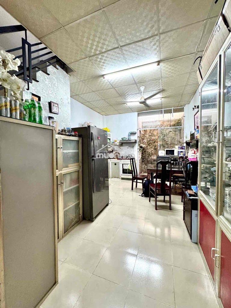 Nhà 2 tầng 64m2 mặt tiền hẻm dương bá trạc p1q8 - 4