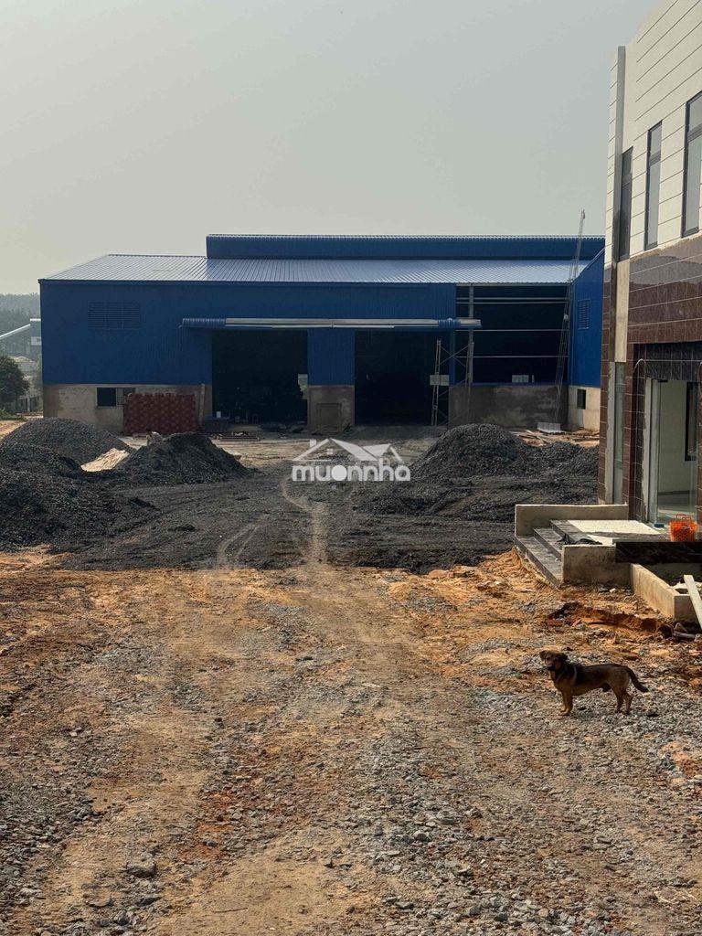Cho thuê xương mới tân uyên bình duong