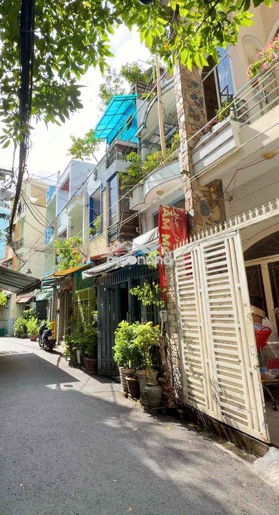 Hẻm xe hơi khuvip phan xích long - nguyễn công hoan-  bệnh viện hoàn m