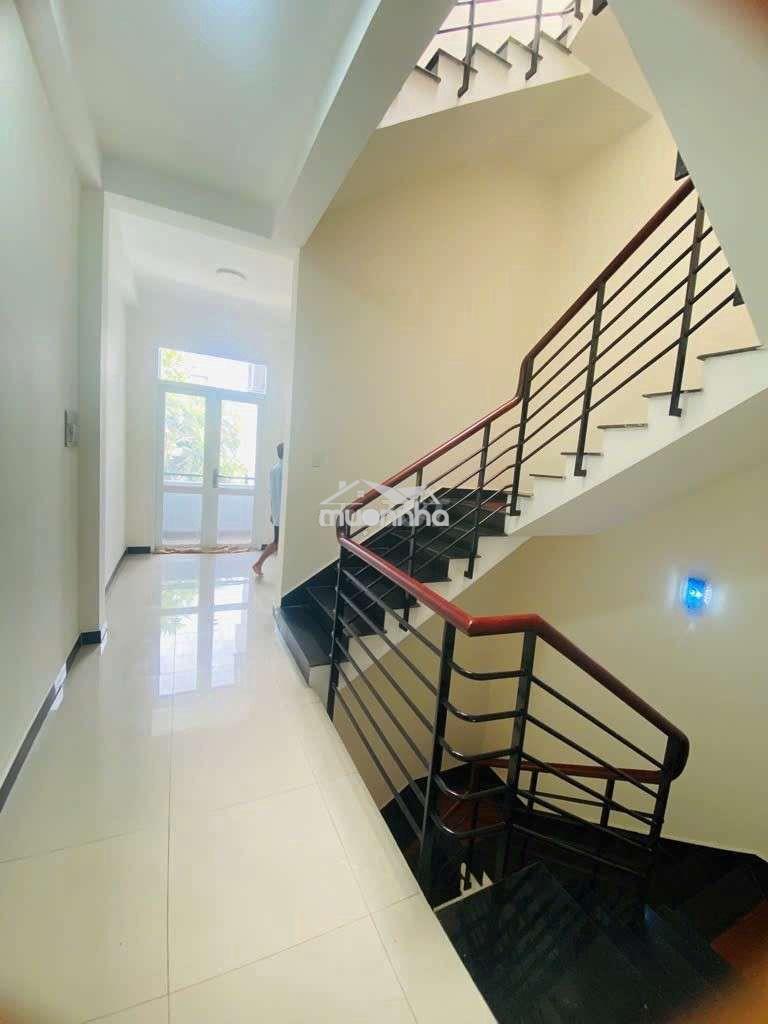 Nhà 5 tầng mặt tiền đường 20m khu trịnh quang nghị q8.  - Ảnh 2