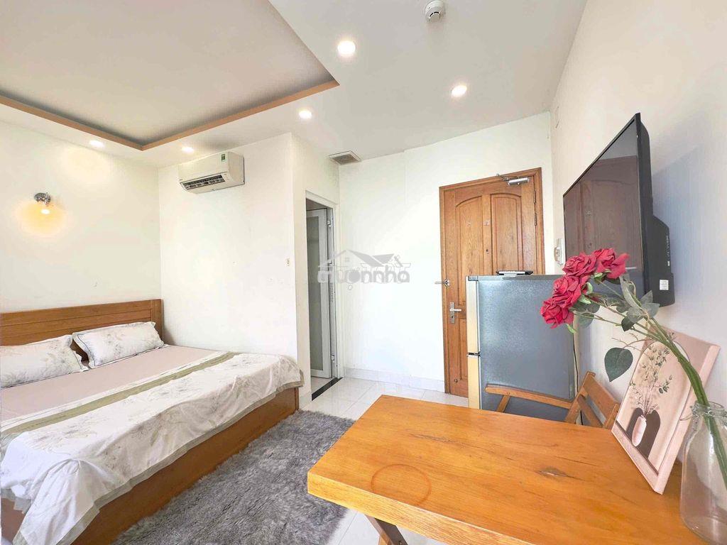 Căn hộ ban công thang máy full nội thất siêu thoáng lê văn sỹ q3 - Ảnh 4
