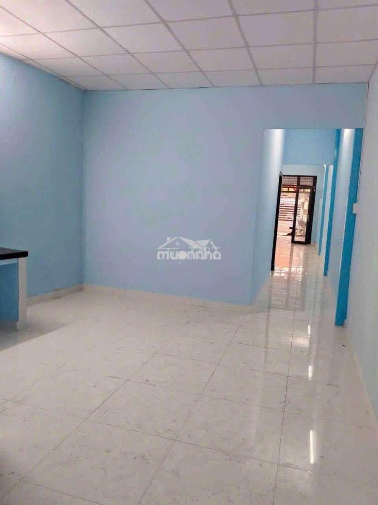 Nhà đẹp rộng rãi - giá 11 tr - Ảnh 4
