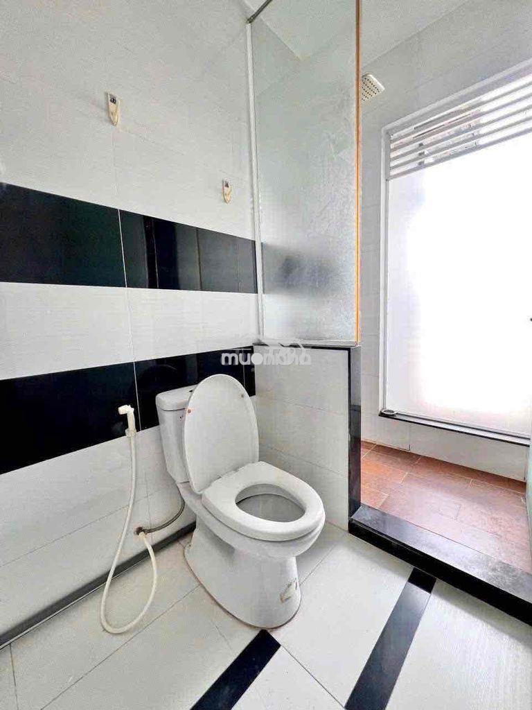 Trống sẵn phòng studio bancol - 4