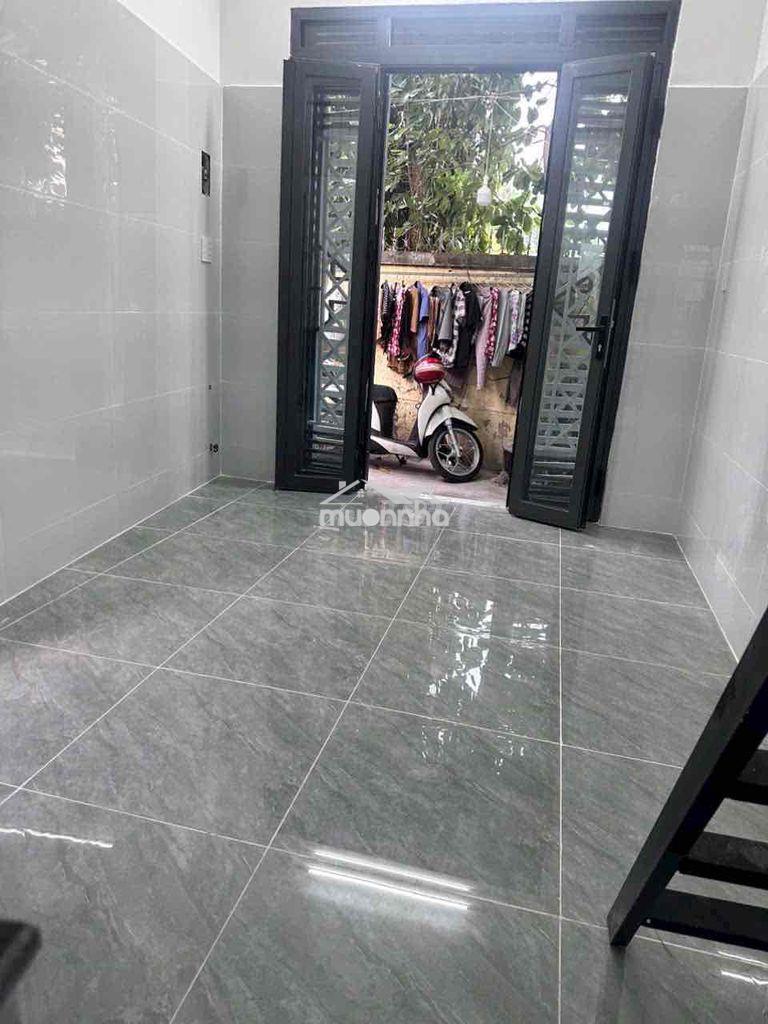 Vị trí: 146 an dương vương - nhà góc ngay sát ngã tư võ văn kiệt và a - 4