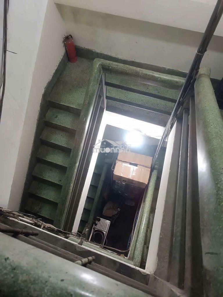 Bán căn hộ tầng 2 phía trước đường  phan văn khỏe p5q6 - Ảnh 2