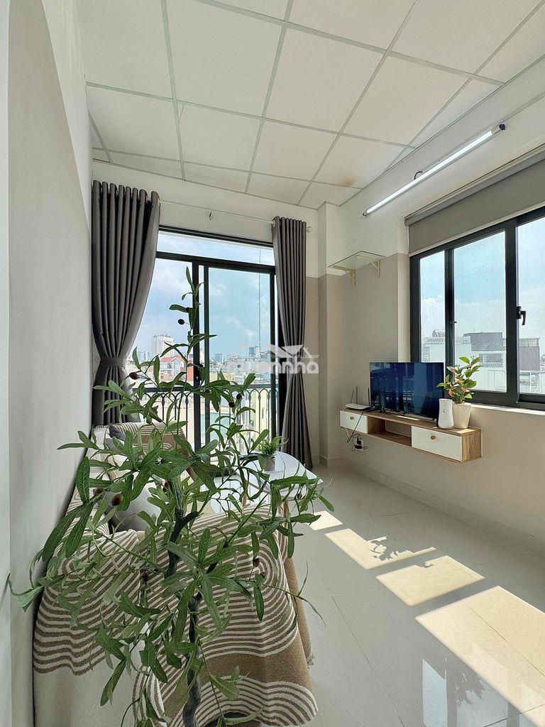 Cho thuê căn hộ 2pn balcony - thang máy - khu phan xích long - Ảnh 3