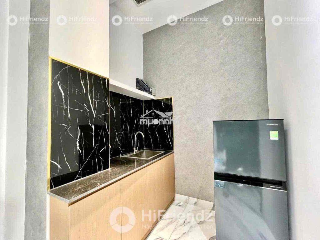 Phòng tách bếp có cửa sổ trời full nội thất mới tinh ở ngã tư bốn xã - Ảnh 4