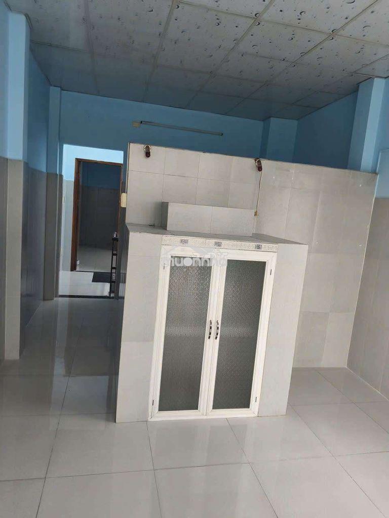Cho thuê nhà nguyên căn 4 phòng đường lê văn lương  - 3