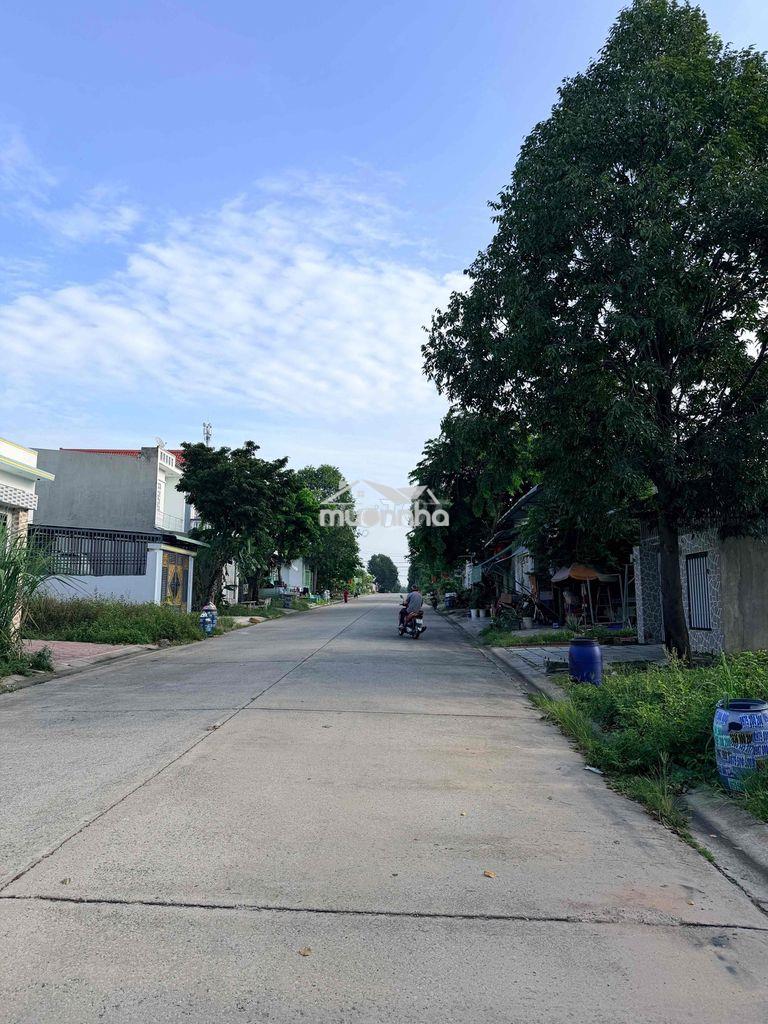 Bán nhà hoàn thiện trên dl15, khu mỹ phước 3, gia đình về quê - 4