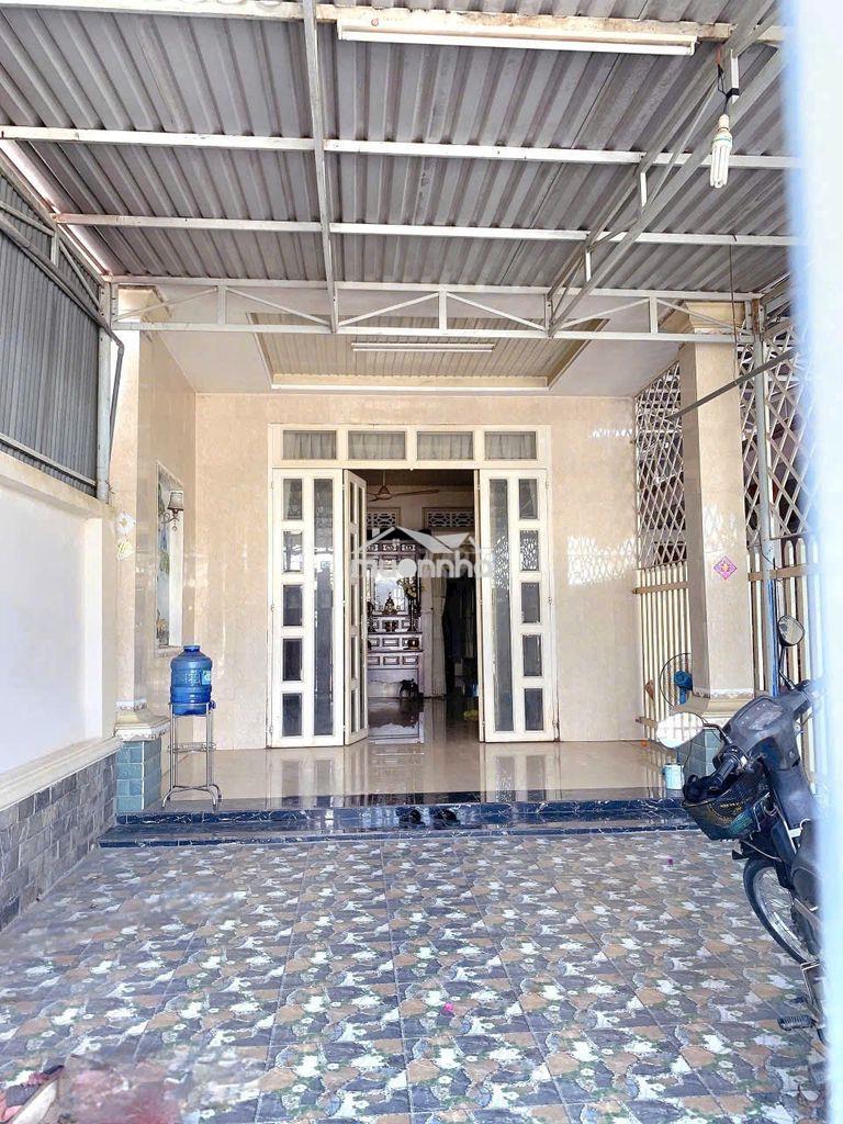 Chính chủ gửi bán gấp nhà ngay võ thị nhúa, củ chi, 155m2, 950tr, shr - 2