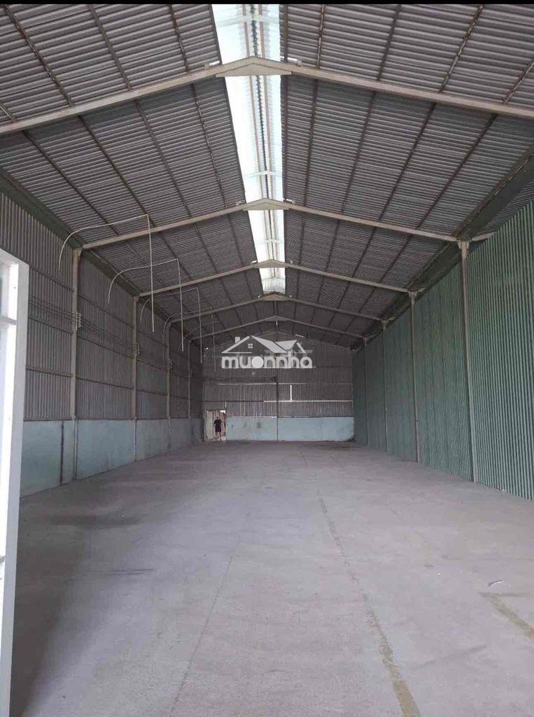 Cho thuê nhà kho , xưởng dt 200m2 ở kdc vietsing giá 10tr hd lâu dài - 3
