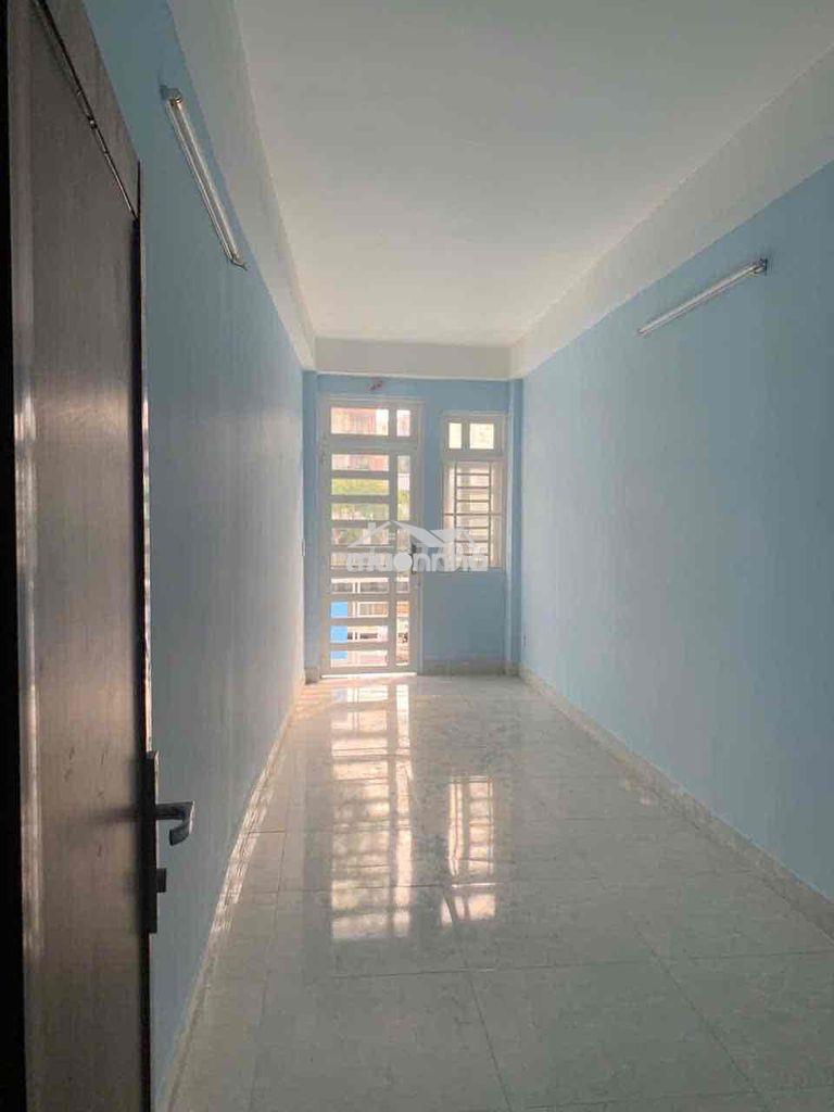 Phòng trọ 20m2 899 hoàng sa, phường 11 quận 3 - 2