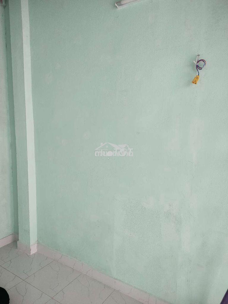 Cần bán nhà khu dân cư đông đúc - 2