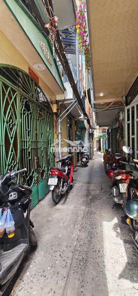 Chỉ 1 tỷ 820 có nhà ngay vòng xoay lê đại hành q11 - 3