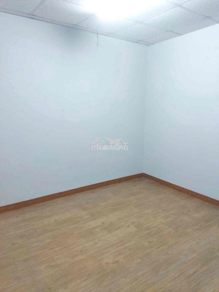 Cho thuê nhà giá rẻ sát pmqt tch q12 200m sd 1lầu 3pn 2wc hxh 8tr vip - Ảnh 4