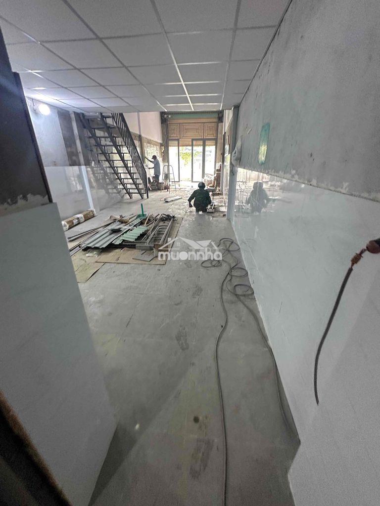 Cho thuê nhà 4x18m 3 phòng ngủ - Ảnh 2