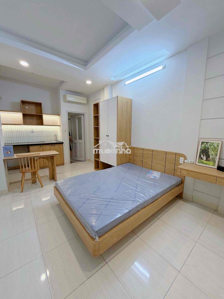 Studio 30m2 trần kế xương , vạn kiếp - có giếng trời