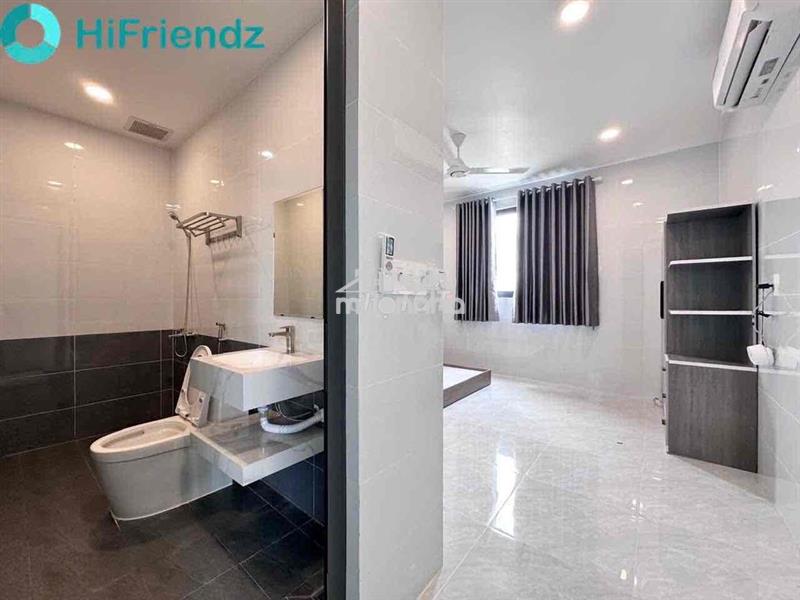 Cam kết y hình có ban công sân vườn ngay chợ bà hom - cv phú lâm