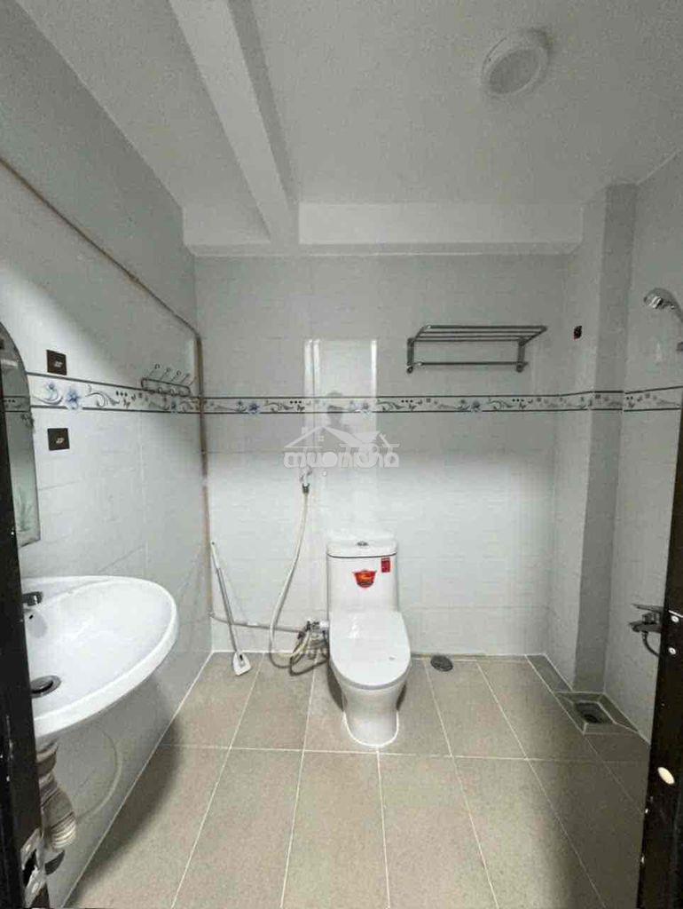 Cho thuê nhà nguyên. trệt 1 lầu,sân thượng (vạn kiếp p3 bt) - Ảnh 2