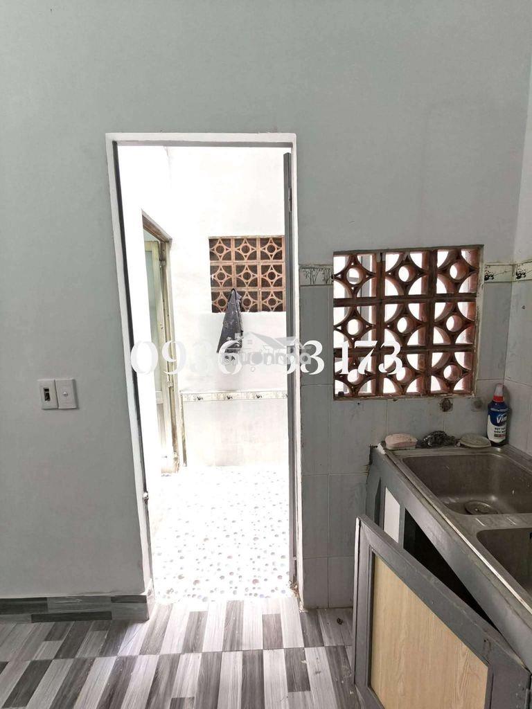 2,65 tỷ . nhà sổ riêng 46m2 . hẻm nhựa. đường lê văn khương quận 12