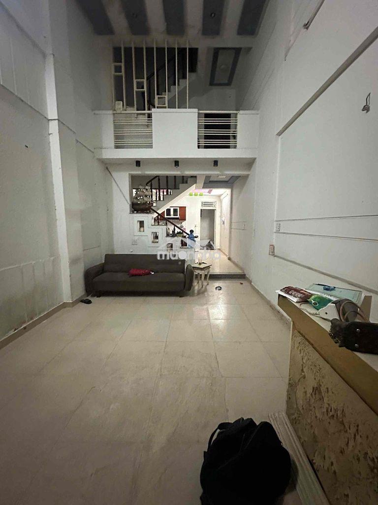 Cho thuê nhà nguyên căn 1 trệt 2 lầu 3pn ngay vạn phúc city. đs2 hbp