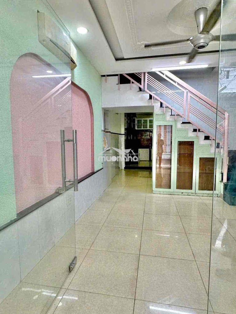 Nhà thuê nguyên căn mặt tiền hẻm thông - Ảnh 3