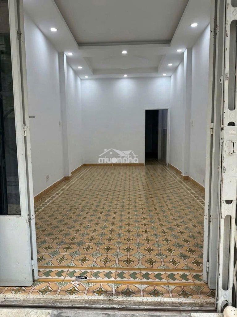 Nhà nguyễn tiểu la 3.5x14 - 1 lầu 2pn 2wc hẻm xe hơi