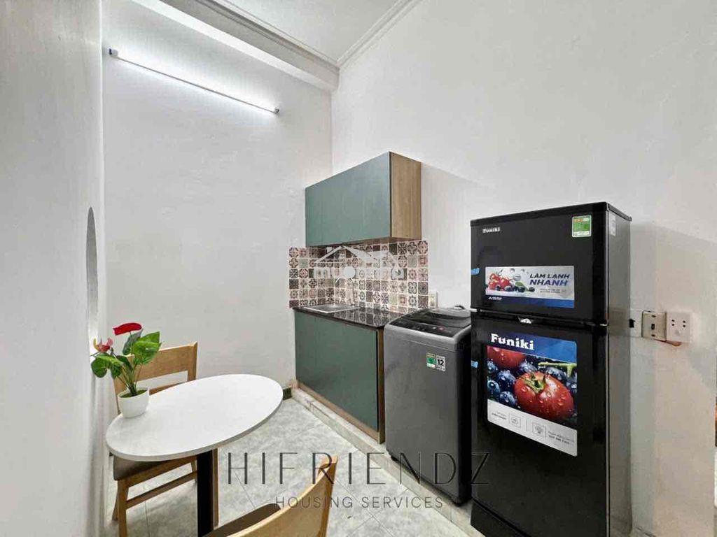 Căn hộ 1 phòng ngủ tách bếp có ban công máy giặt riêng ngay cv đầm sen - Ảnh 2