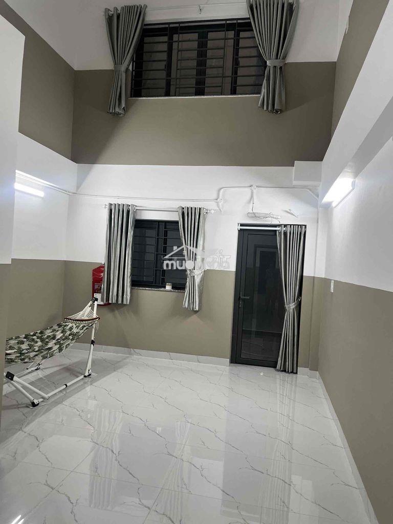 Nhà mới xây - cho thuê phòng tầng trệt 25m2 + sân riêng 12m2 - 3