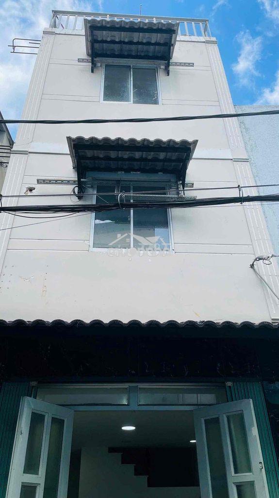 Cho thuê nhà nguyên căn 1 trệt 2 lầu 3 nhà wc, hơn 65m2 đất sử dụng - 3