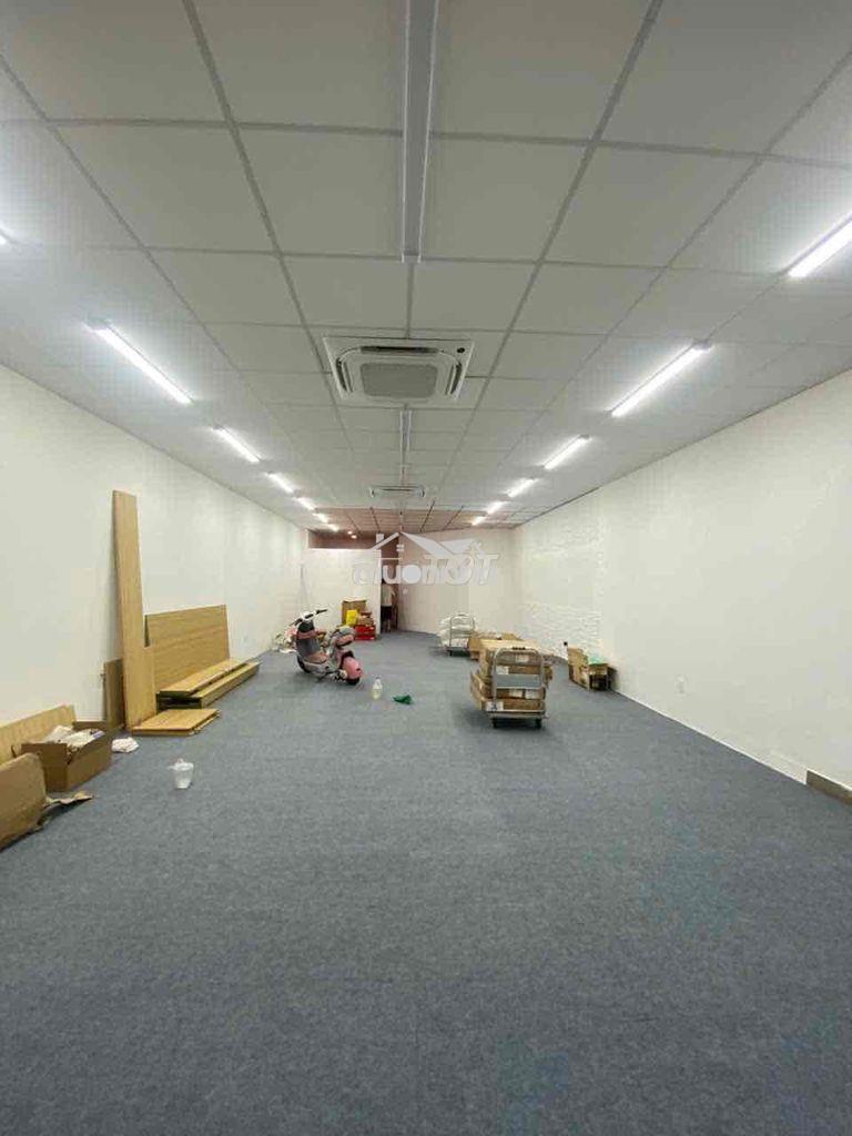 Cho thuê shophouse vị trí đông cư dân qua lại 80m2 giá 30tr
