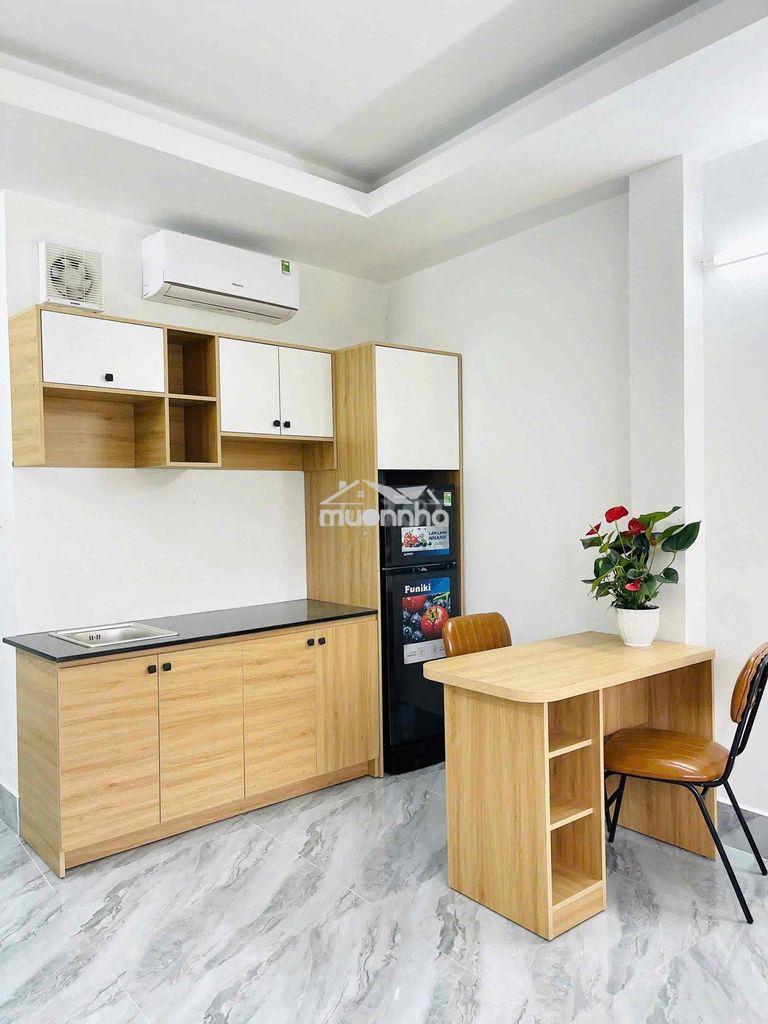 Phòng studio ban công thang máy rộng - Ảnh 4