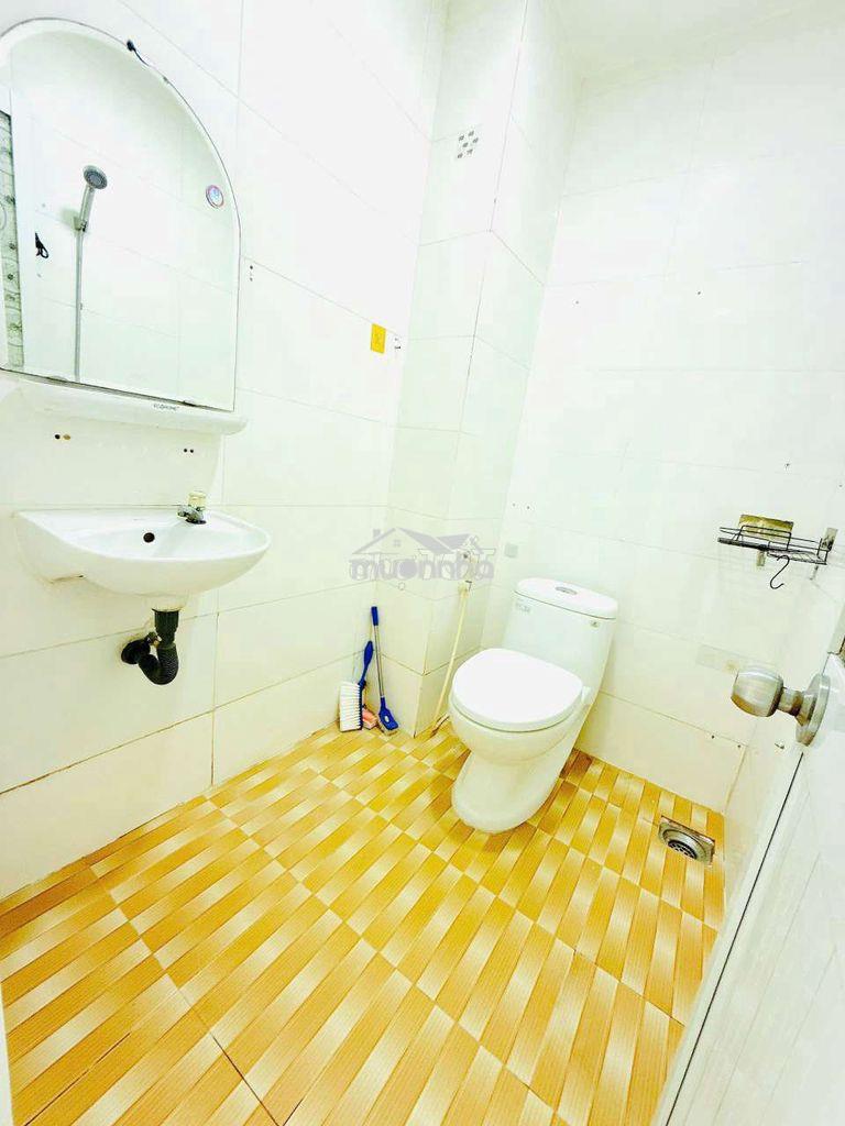 Nhà 1trệt 1lững 2 lầu đường bạch vân p5 q5 dt 21 m2 - Ảnh 3