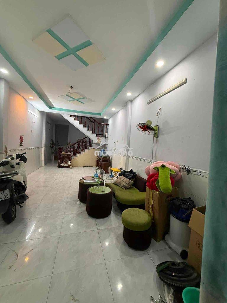 Cho thuê nhà 2/ đường vĩnh lộc giá rẻ có 3p ngủ sạch sẽ hẻm xe hơi - 3