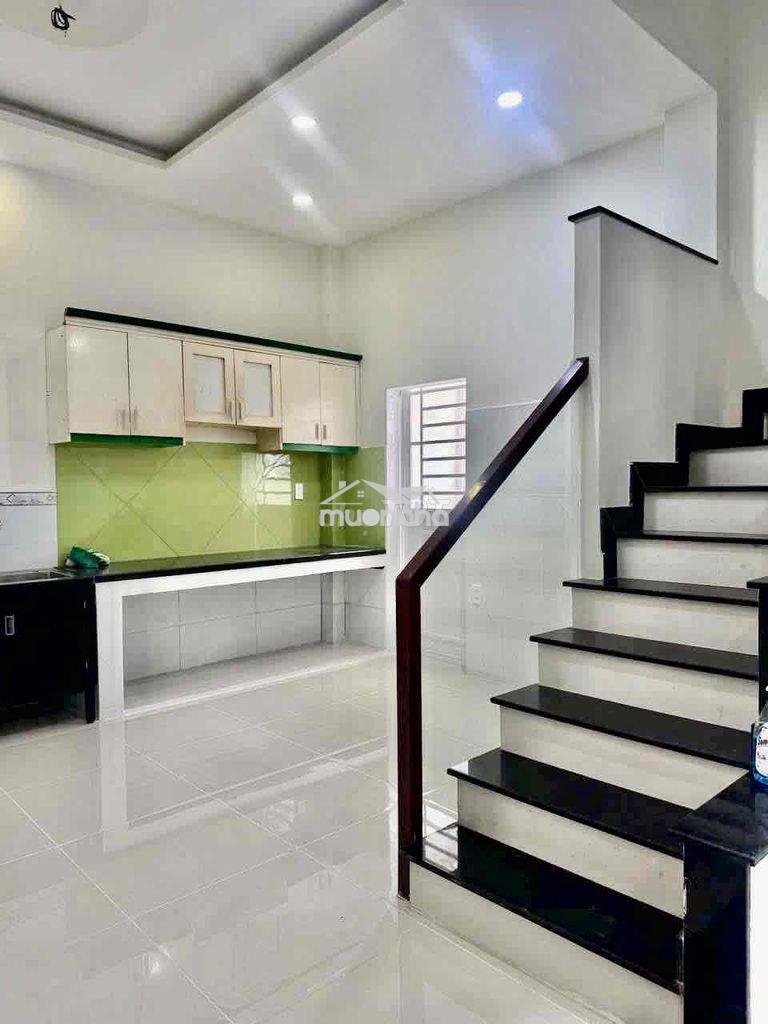 Cho thuê nhà mới sạch sẻ dt 180m2 1trệt 2lầu 4pn 3wc hẻm xe tải - 3