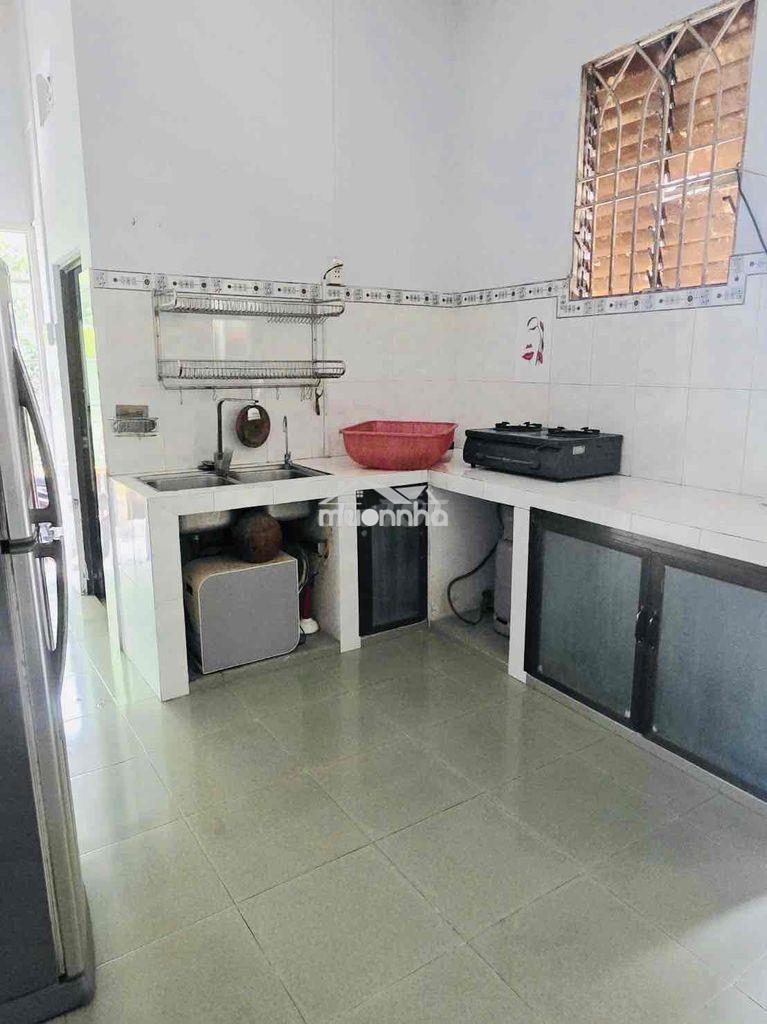 Nhà và đất 400m2. đường xe tải - Ảnh 4