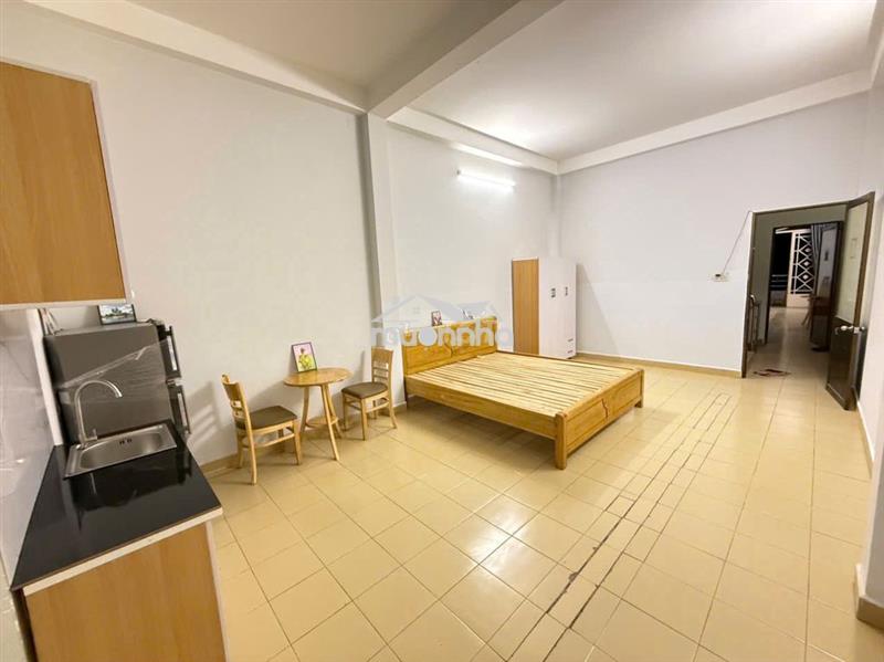 Chính chủ cho thuê chdv rộng đẹp ngay aeon tân phú
