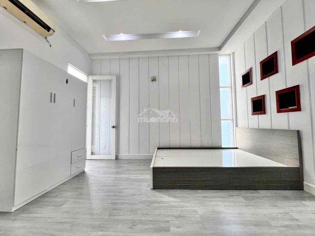 Trống sẵn phòng studio bancol - 3