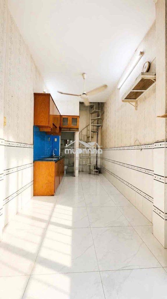 Nhà mini chính chủ lâu năm • gần chợ bà chiểu • bùi đình tuý - Ảnh 2