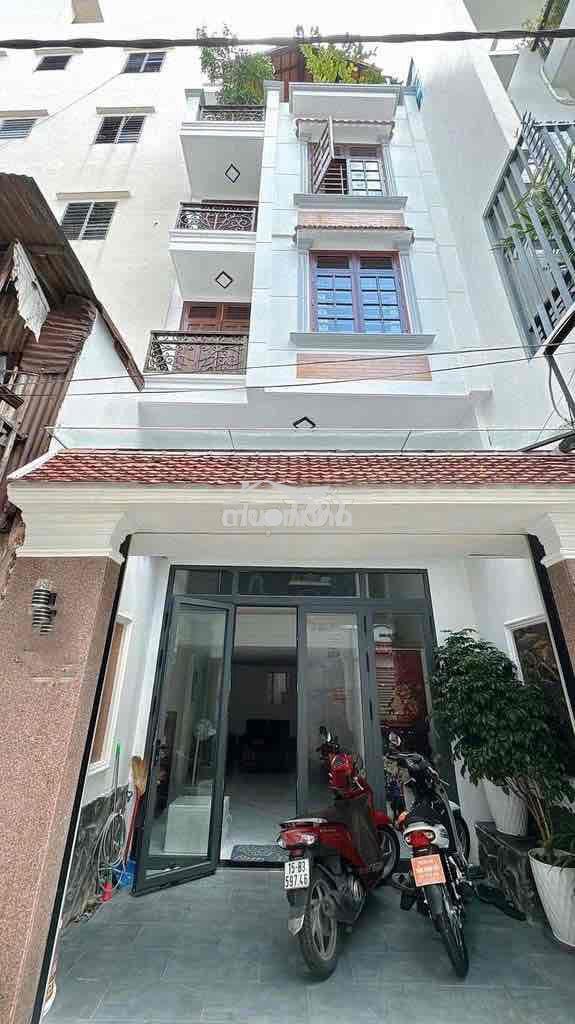 Nhà nguyên căn quận 1 -full nội thất đẹp-hẻm xe hơi-3 phòng ngủ-4ưc 📍