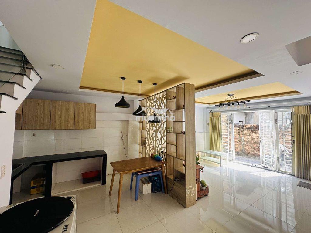 Nhà 2 tầng 36m2 nở hậu 5.1m sát vincom lê văn việt q9 chỉ 3.57 tỷ
 - 3