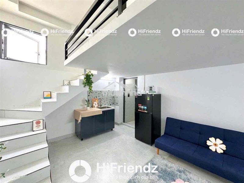 Duplex đầy đủ nội thất tây thạng gần đh công thương có cửa sổ trời