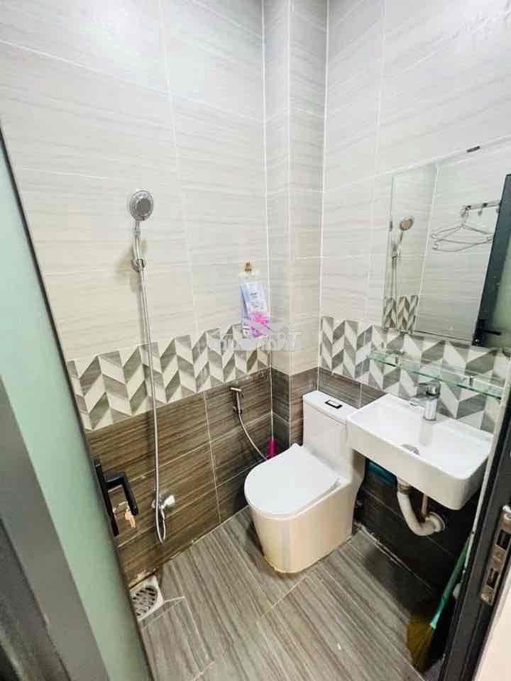3,1 tỷ ( tl ) -  nhà thi đấu q7 - trệt lầu 2pn - 2wc - 4