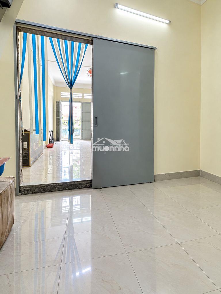 Nhà cấp 4 lạc long quân (3.6x16)m – xe hơi đỗ cửa - Ảnh 2