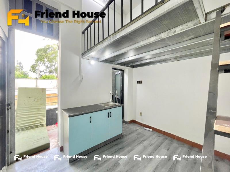 Phòng rộng bancol riêng ngay chợ hạnh thông tây