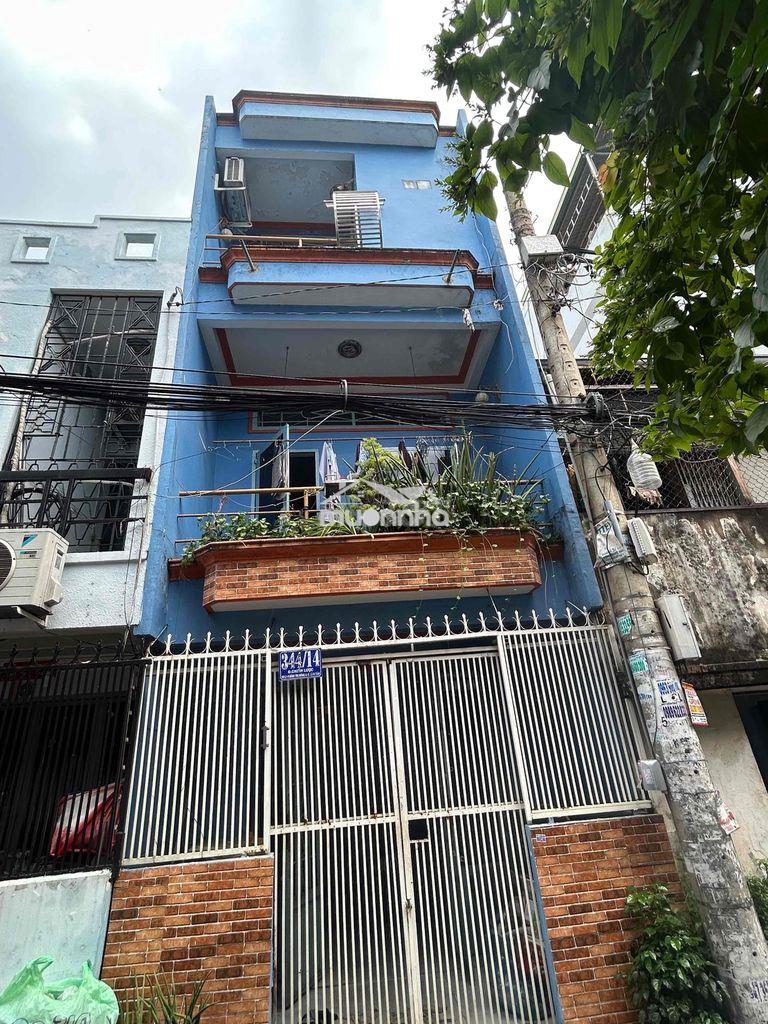 Nhà phố 1 trệt 2 lầu nội thất cơ bản cần cho thuê - Ảnh 2