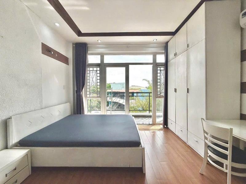 Phòng trọ mới ban công lớn full nội thất máy giặt riêng bình lợi gần vlu3 tiện ra hàng xanh , sân bay tân sơn nhất , bình thạnh