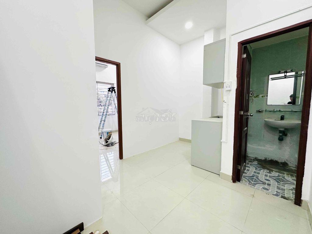 Cho thuê căn 2 phòng ngủ - 1 phòng bếp - đầy đủ nội thất - thang máy - Ảnh 2